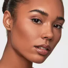 *PREORDEN* MAKEUP BY MARIO SoftSculpt Shaping Stick - comprar en línea