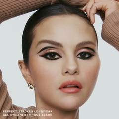 *PREORDEN* Rare Beauty by Selena Gomez Perfect Strokes Longwear & Waterproof Gel Eyeliner - comprar en línea