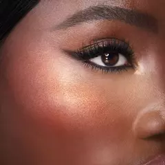 Imagen de *PREORDEN* Charlotte Tilbury Mini Hollywood Blush & Glow Palette