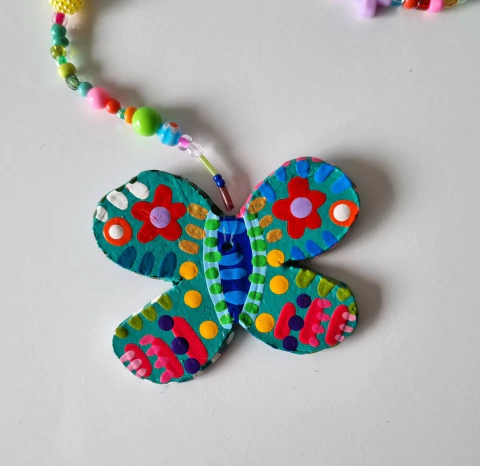 Pingente Borboleta Acqua Pintada 54 cm - comprar online