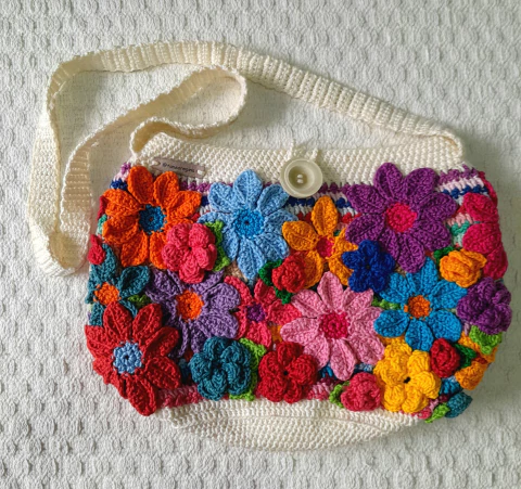 Bolsa Branca Crochê com Flores - comprar online