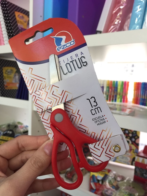 Tijera EZCO Lotus 13cm