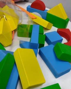 BOLSA DE BLOQUES DE MADERA CHICOS x60 en internet