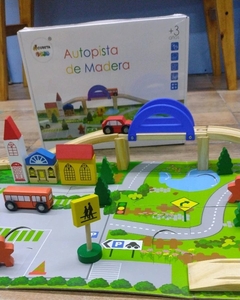 AUTOPISTA DE MADERA - TIENDA ARLEQUIN 