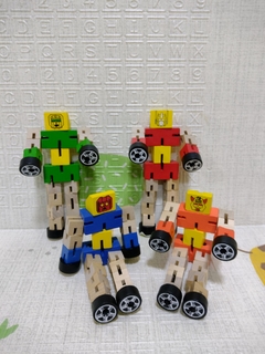 ROBOT TRANSFORMER ARTICULADO en internet