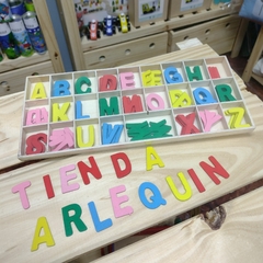 CAJA DE LETRAS DE MADERA