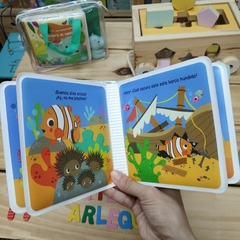 LIBRO PARA AGUA CON JUGUETE - TIENDA ARLEQUIN 