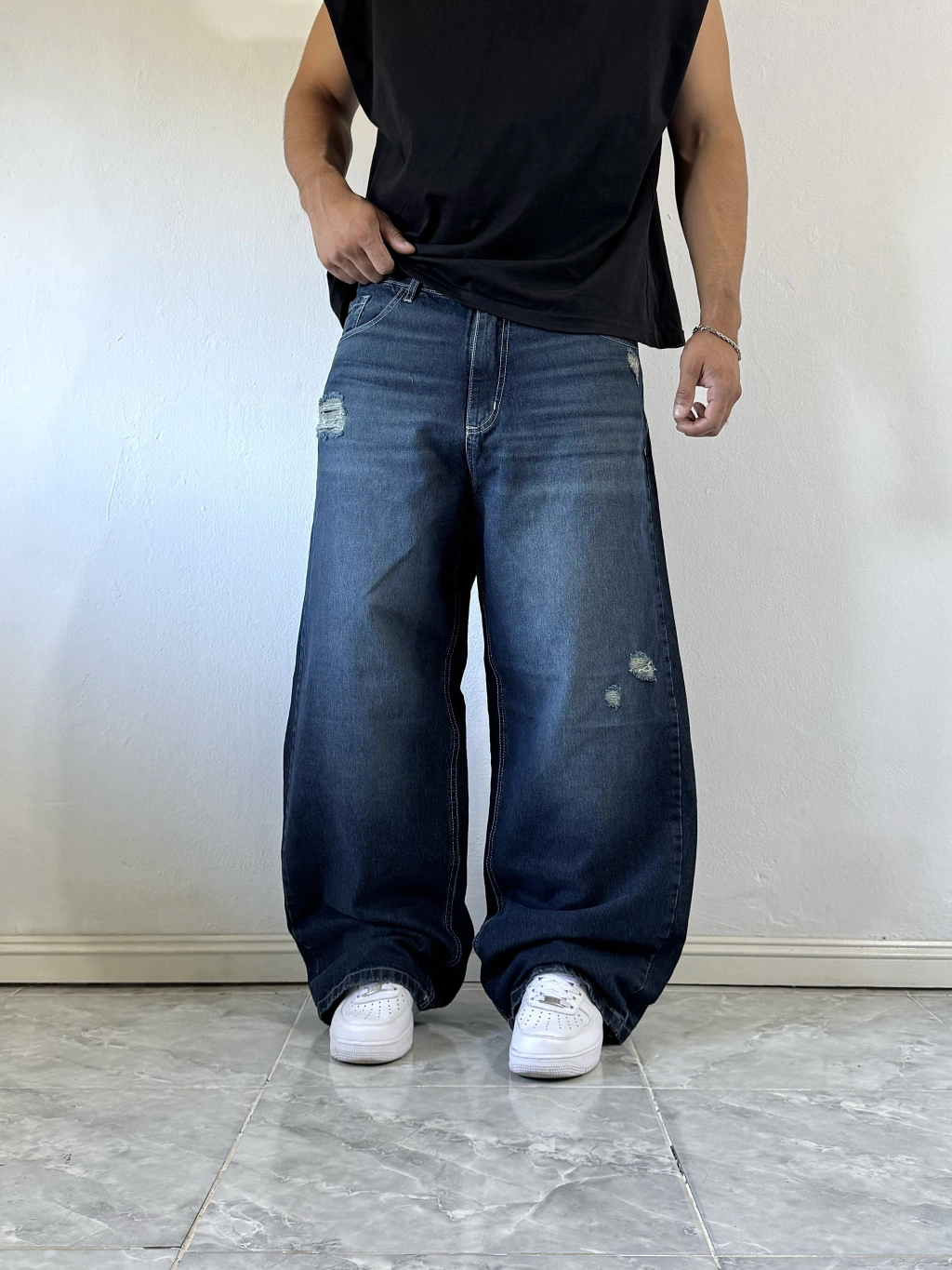 Super Baggy Miko thumbnail 3