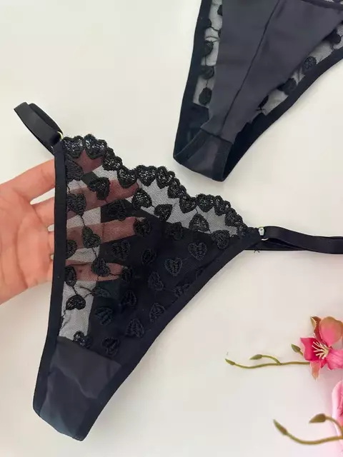 Calcinha Coração cor: Preto