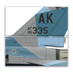 GENERAL DYNAMICS F-16C BLOCK 30 - USAF 86-0335 - Art In Profiles - Os melhores Posters de Aviação