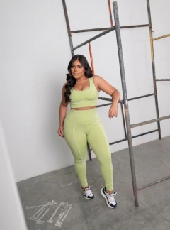 Conjunto Jamile em Poliamida power na internet