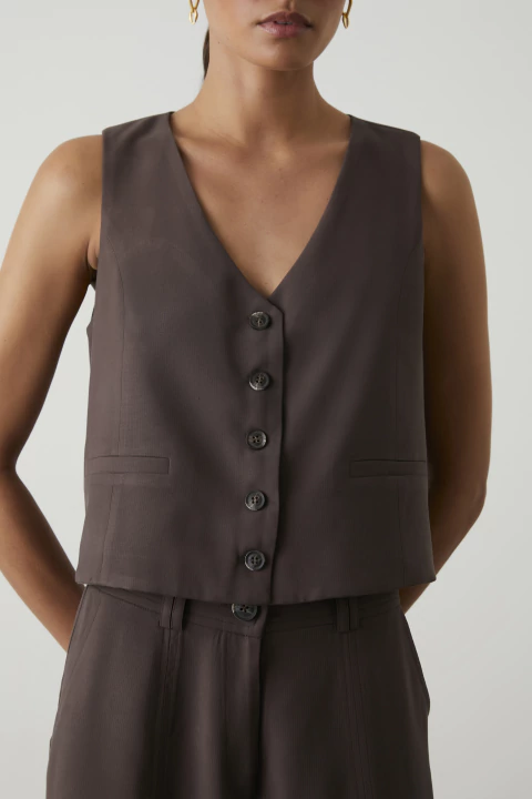 Colete Tarsila Marrom - comprar online