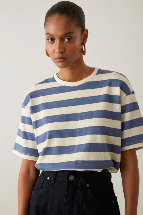 T-Shirt Olga Azul - comprar online