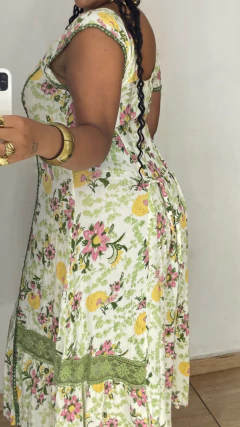 Vestido Clara na internet