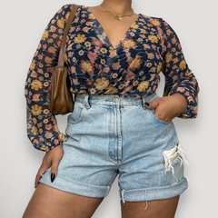 Body Floral na internet