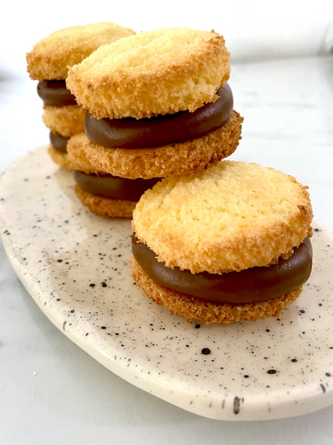 Alfajor de Coco y dulce de leche