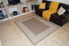215 x 350