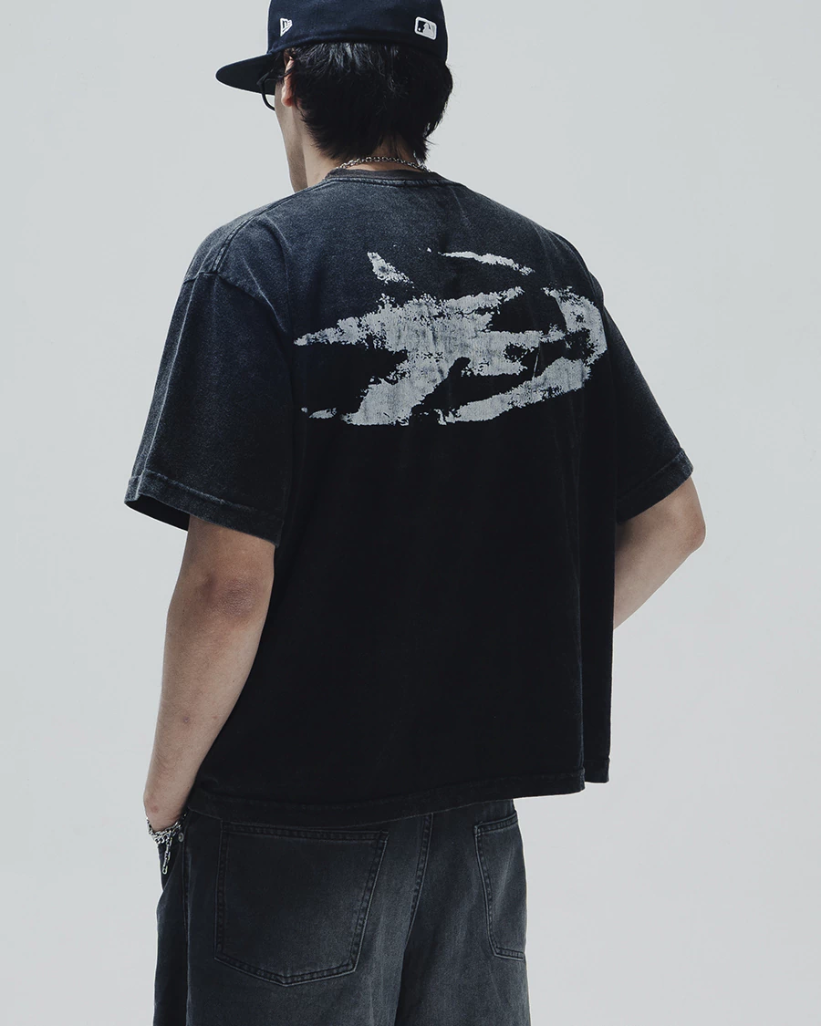 BIG LOGO WASHED BLACK OVERSIZED TEE en internet