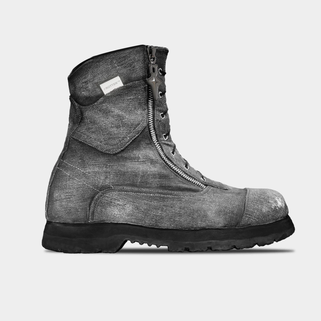 DISTRESSED ARMY BOOTS