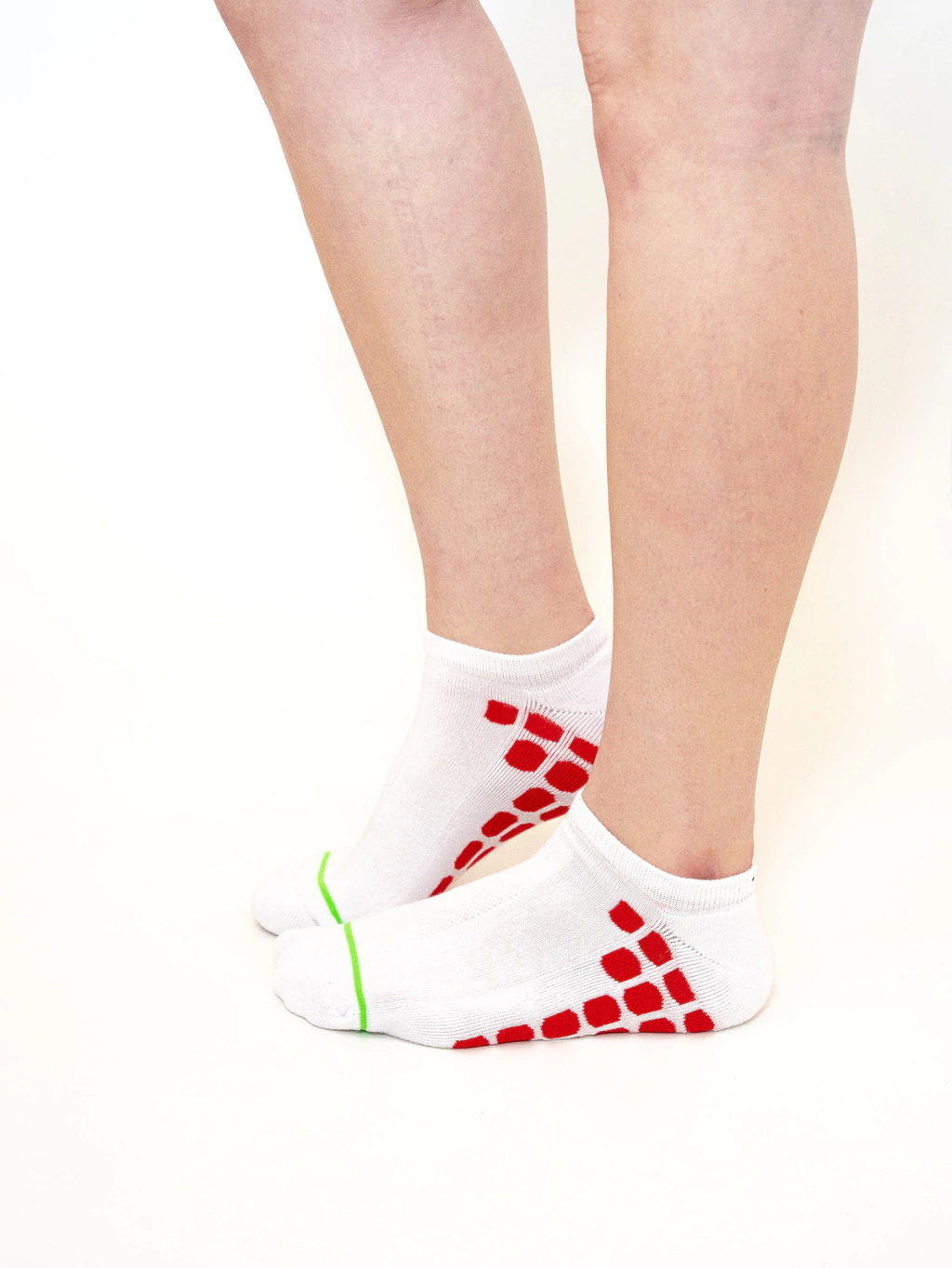 MEDIAS SOQUETES DEPORTIVAS CON PUÑO INVISIBLE ART 4165