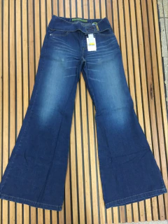 Calça Triton flare Renata 38
