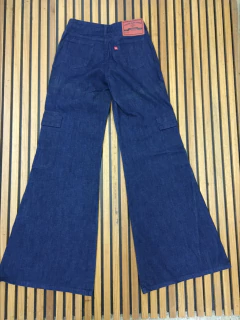 Calça Triton flare cargo Pamela 36 na internet