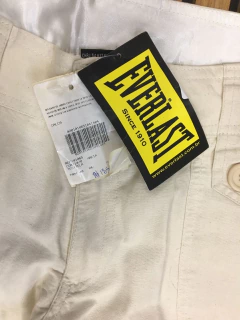 Calça sarja cargo Everlast 40 na internet