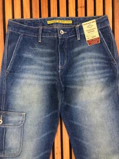 Calça cargo Triton Madalena na internet