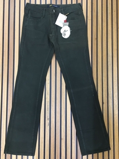 Calça sarja Everlast 38