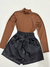 Short saia clochard no couro ecológico