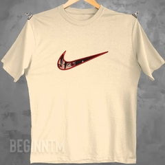 Camiseta Mangekyou sharingan bordado Naruto anime