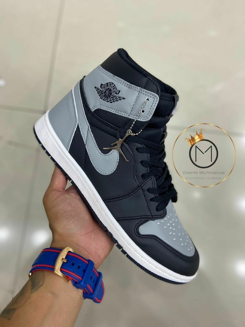 AIR JORDAN MID