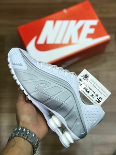 NIKE R4 - 4 Molas