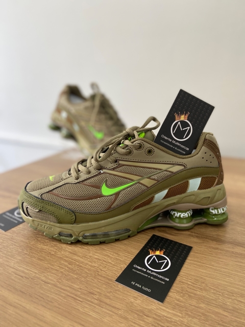 NIKE SHOX SUPREME - Verde Militar