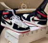 AIR JORDAN MID - Preto & Branco