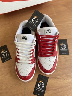 DUNK LOW - Branco & Vermelho - comprar online