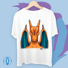 Remera Charizard Face Blanca