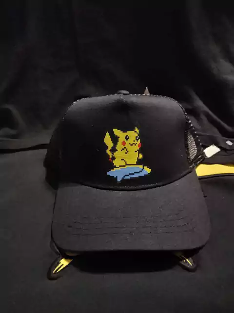 Gorra Premium Pikachu Surf