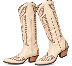 Bota Bico Fino Cano Longo Western Marfim 6689