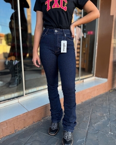 Calça Feminina Wrangler Lançamento Boot Cut Wf3561 - Traje certo country