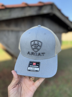 Boné Ariat Importado Lançamento 224 na internet