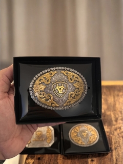 Fivela Importada Ariat - Antique Silver And Gold