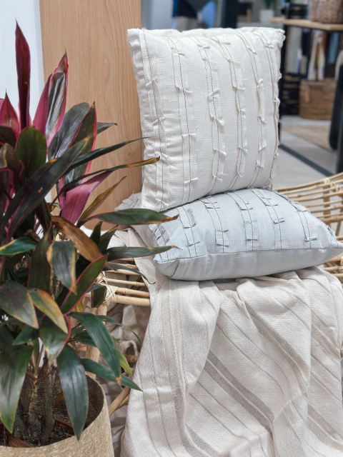 Almohadón RELIEF 50 cm - comprar online