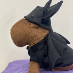 Capivara TOY | Morcego - comprar online