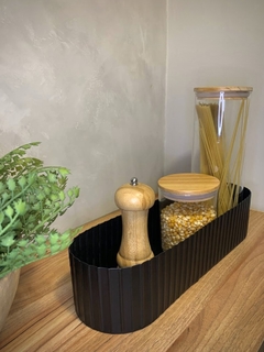 Floreira Preta em Metal - Super Jardim Decor