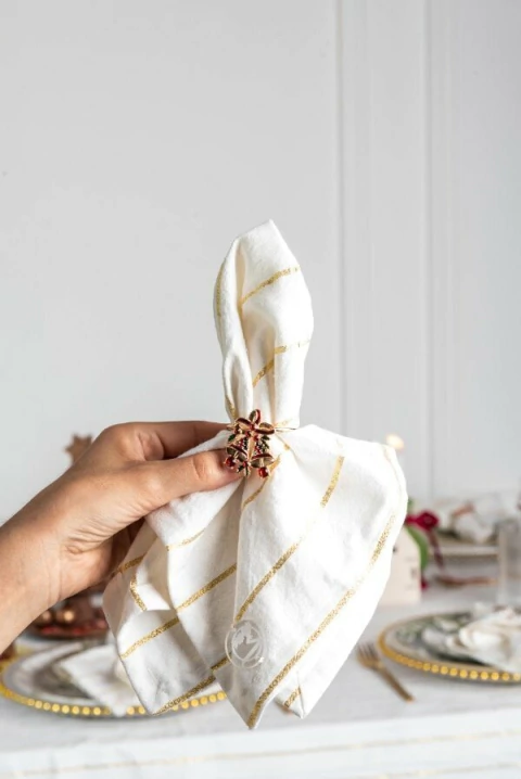 PACK X 4 SERVILLETAS TUSOR - rayitas doradas - comprar online