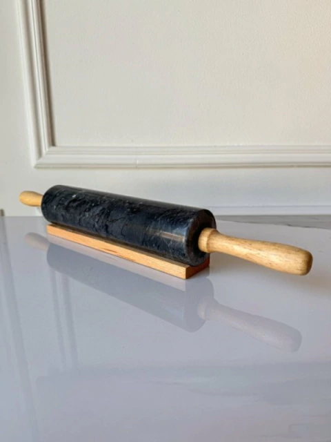 PALO DE AMASAR DE MÁRMOL CON BASE - negro - comprar online