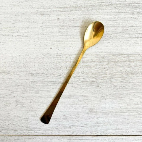CUCHARA DE ACERO DORADO CABO PLANO - comprar online