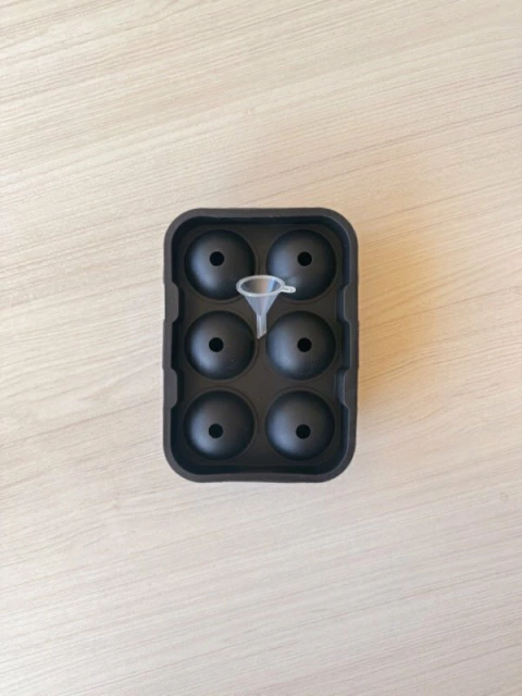MOLDE PARA HIELO CUBETERA ESFERAS - negro - comprar online