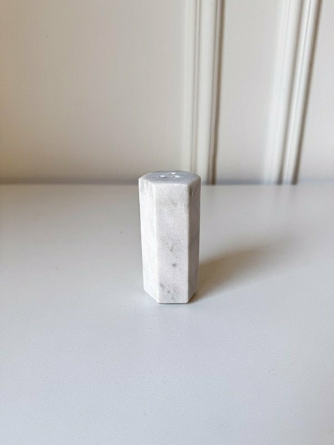 SALERO DE MÁRMOL